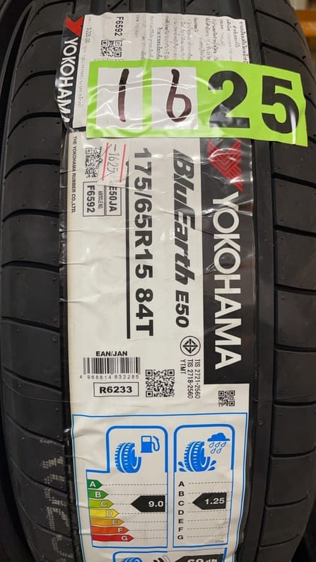 ยางรถยนต์ YOKOHAMA รุ่น BLUEARTH E50JA ขนาด 175/65R15 จำนวน 4 เส้น_4
